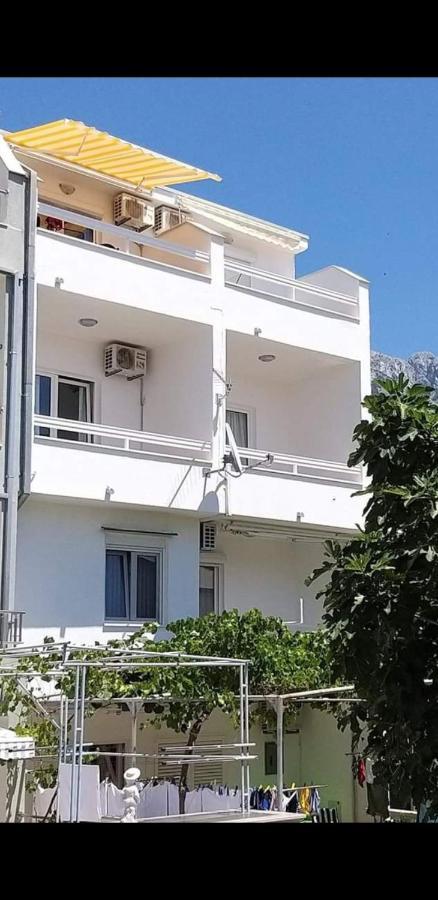 Apartmani Jukanovic Башка-Вода Экстерьер фото
