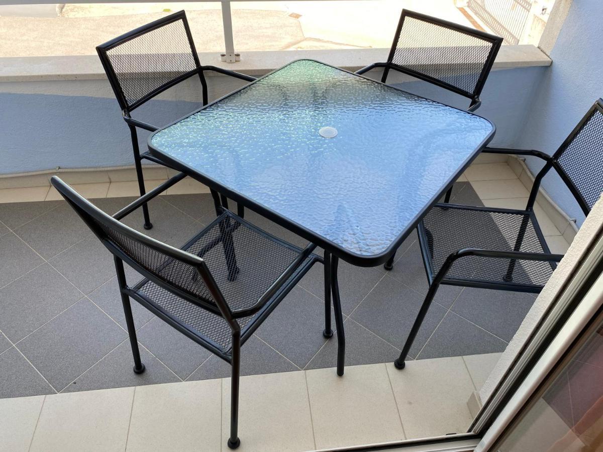 Apartmani Jukanovic Башка-Вода Экстерьер фото