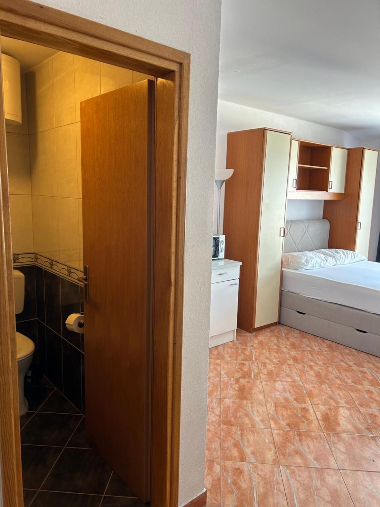 Apartmani Jukanovic Башка-Вода Экстерьер фото