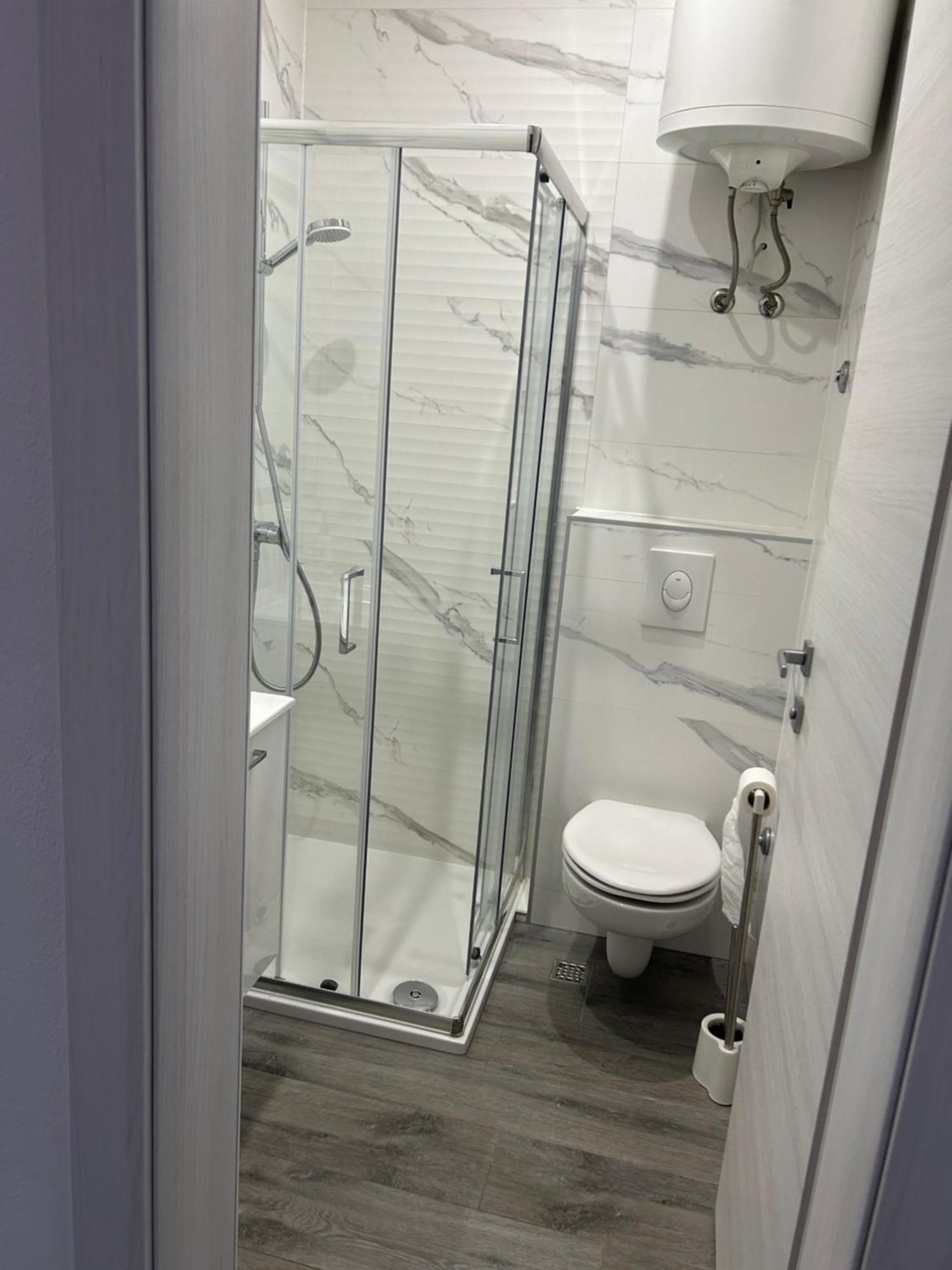 Apartmani Jukanovic Башка-Вода Экстерьер фото
